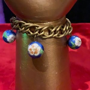 VINTAGE ARTIST MADE CHARM BRACELET W/BEAUTIFUL CLOISIONNE PINK FLORAL BEADS